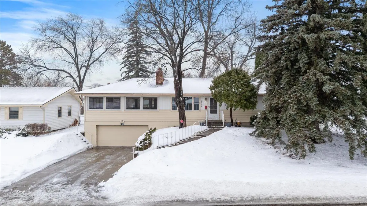 8109 30th Avenue N, Minneapolis, MN 55427 - Image #1