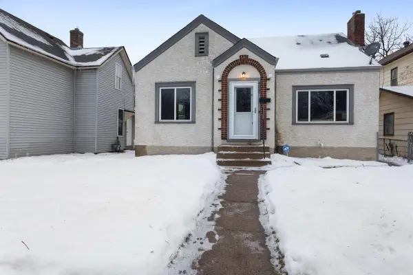 4047 Colfax Avenue N, Minneapolis, MN 55412