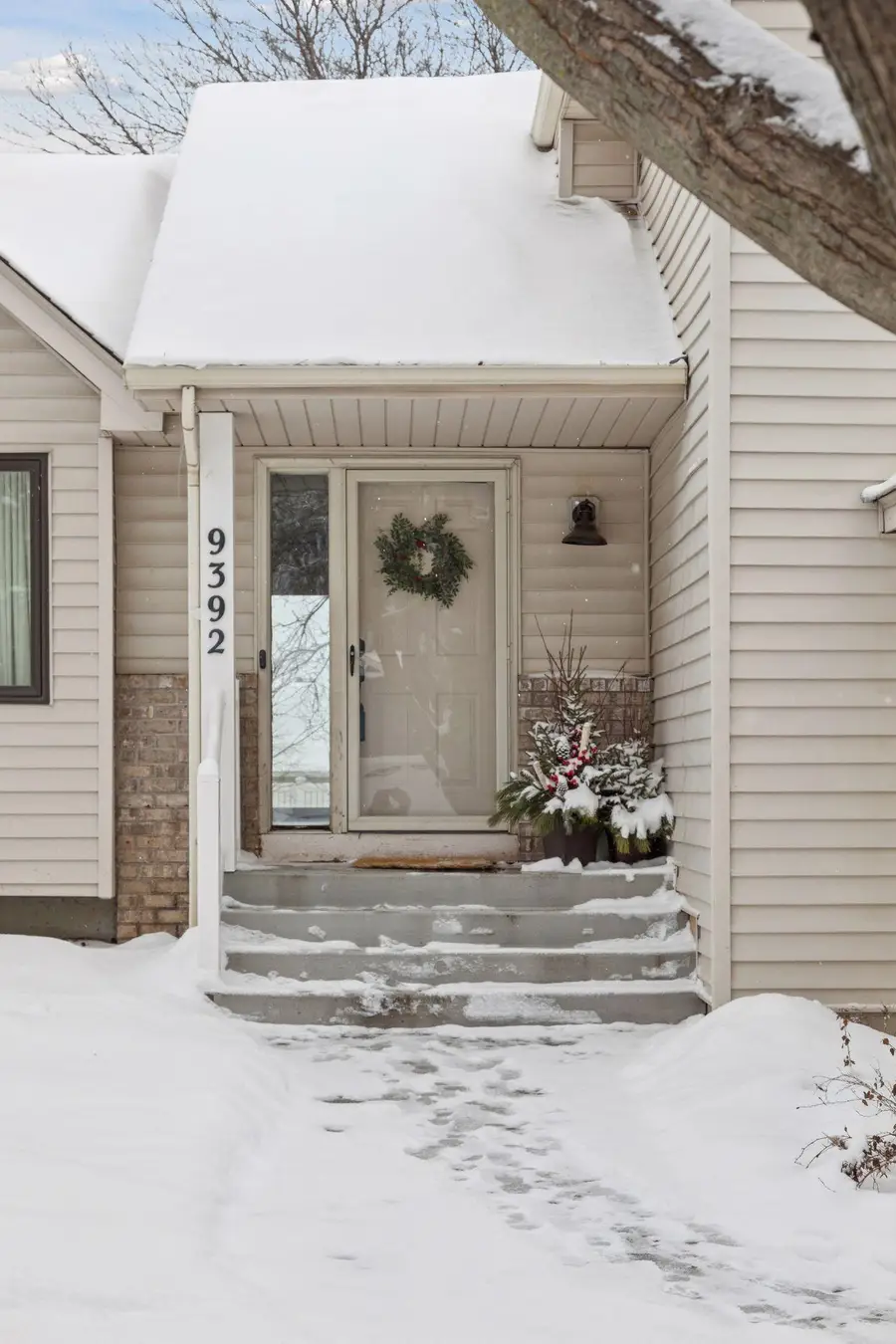 9392 Cortland Road, Woodbury, MN 55125 - Image #3