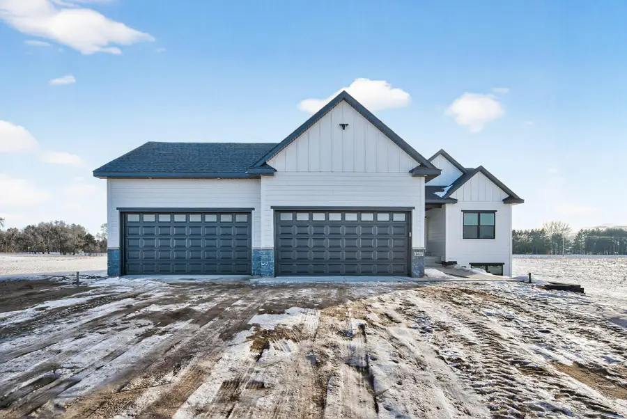 13437 295th Avenue Nw, Princeton, MN 55371 - Image #3