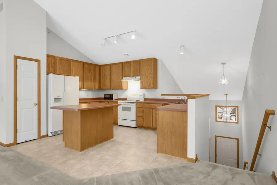 2820 Spy Glass Drive, Chaska, MN 55318 - #2