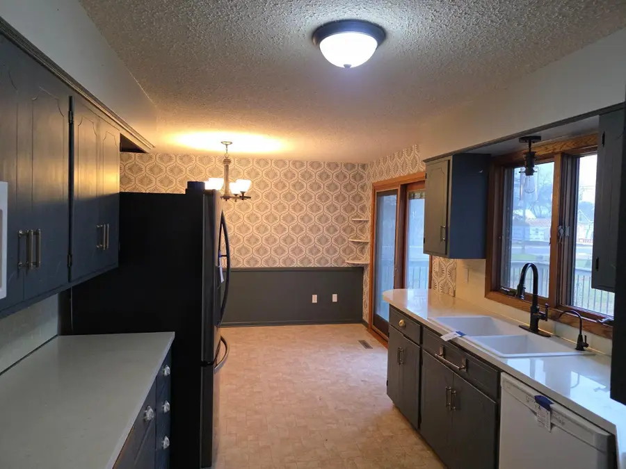 100 1st Street E, Vernon Center, MN 56090 - Image #2