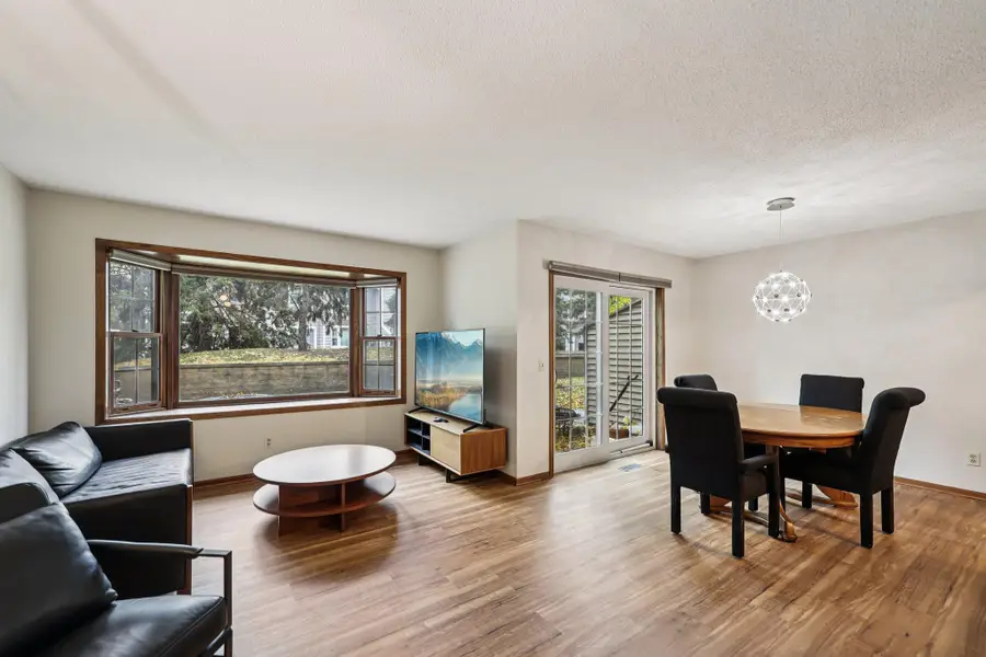 320 Karen Lane Ne, Minneapolis, MN 55421 - Image #2