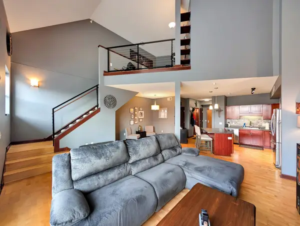 308 E 18th Street #305, Minneapolis, MN 55404