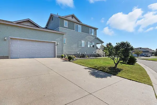 1108 Mockingbird Loop, Sartell, MN 56377