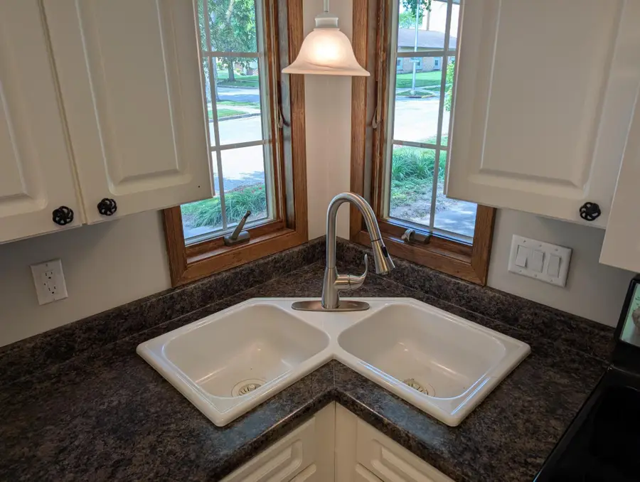 121 W Rowena Street, Ivanhoe, MN 56142 - Image #3