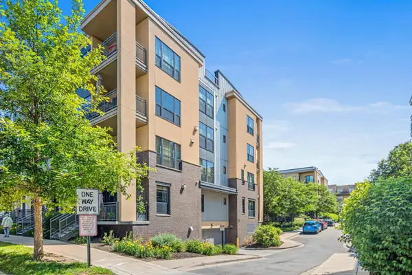 2566 Ellis Avenue #103, Saint Paul, MN 55114