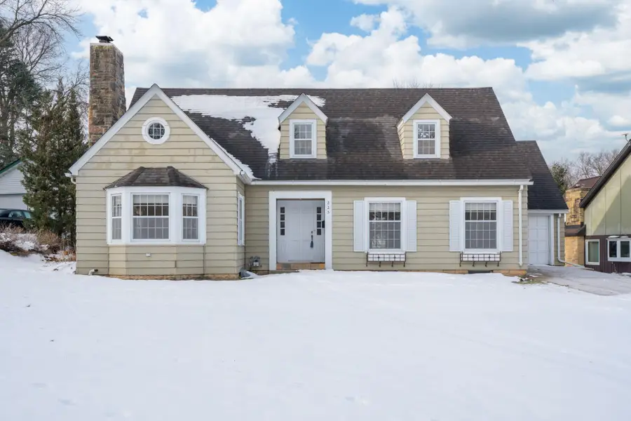 225 Oak Knoll Boulevard, Mankato, MN 56001 - Image #2