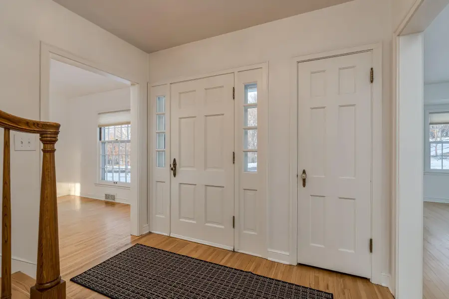 225 Oak Knoll Boulevard, Mankato, MN 56001 - Image #3