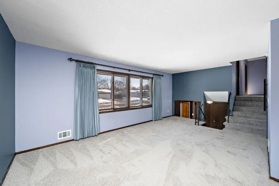 4221 Edgemont Street, Saint Paul, MN 55127 - Image #2