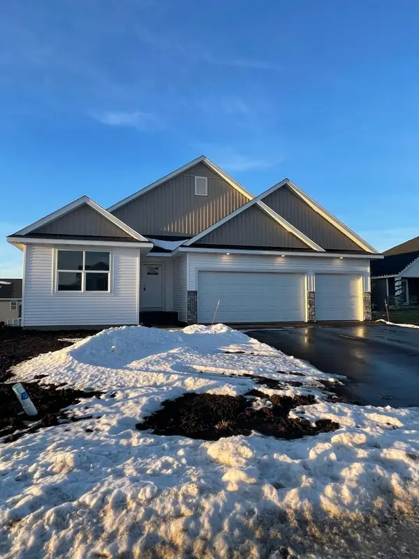 2140 Violet Lane, Faribault, MN 55021