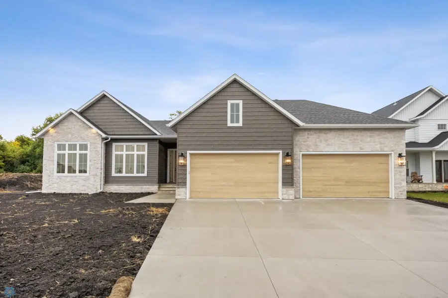 5541 31st Street S, Fargo, ND 58104 - Image #2