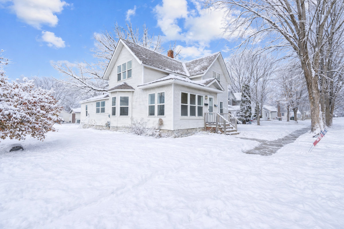 1207 Desoto Avenue N, Glencoe, MN 55336 - Image #1