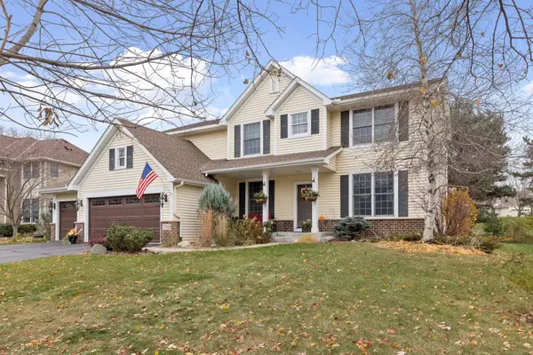 10766 Hawthorn Trail, Woodbury, MN 55129