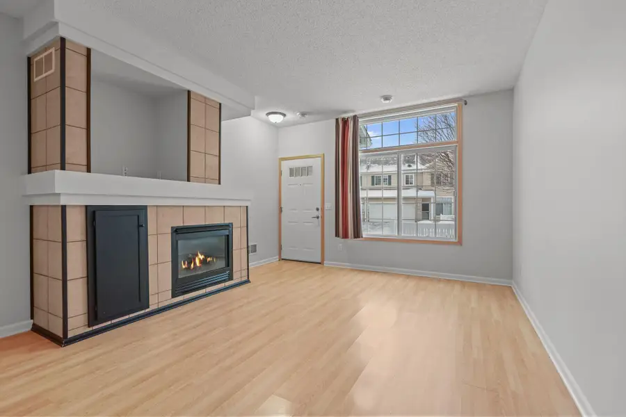 11226 Isanti Court Ne, Blaine, MN 55449 - Image #3