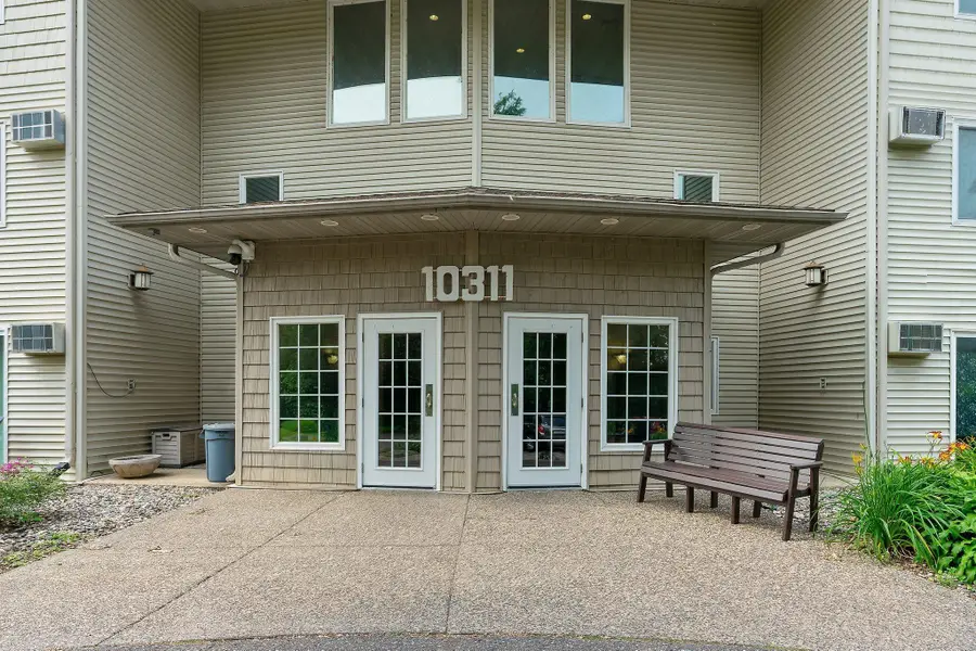 10311 Cedar Lake Road #304, Hopkins, MN 55305 - Image #3