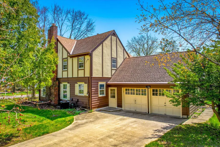 1027 Cedar Avenue, Albert Lea, MN 56007 - #2