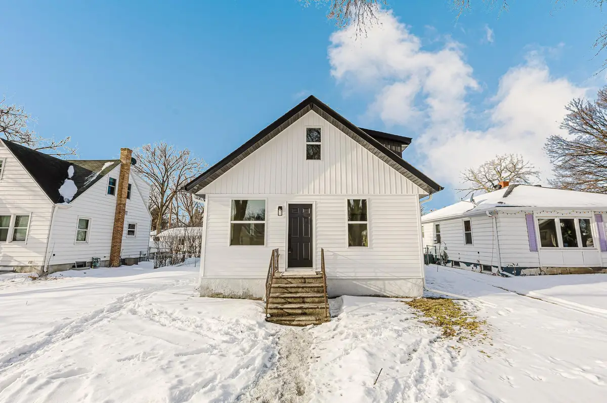 1522 8th Street N, Fargo, ND 58102 - Image #1