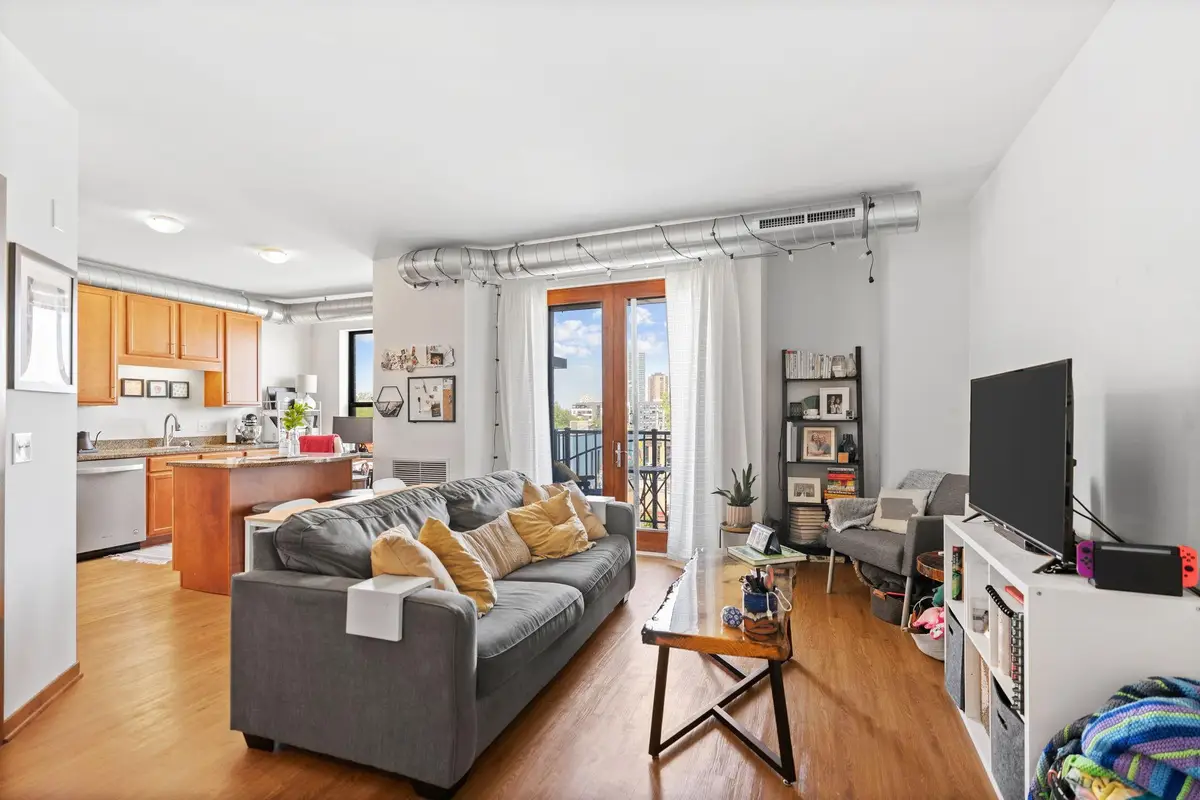 15 E Franklin Avenue #320, Minneapolis, MN 55404 - Image #1