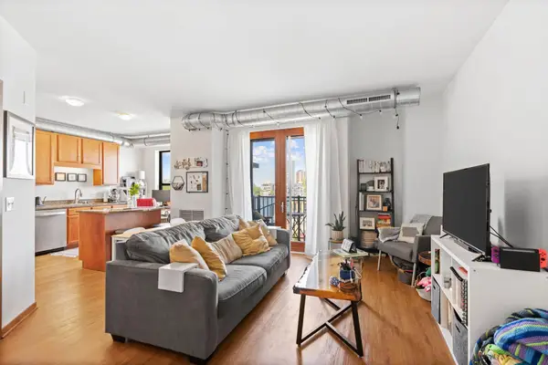 15 E Franklin Avenue #320, Minneapolis, MN 55404