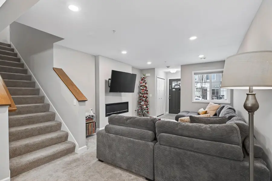 25584 3rd Street W, Zimmerman, MN 55398 - Image #3