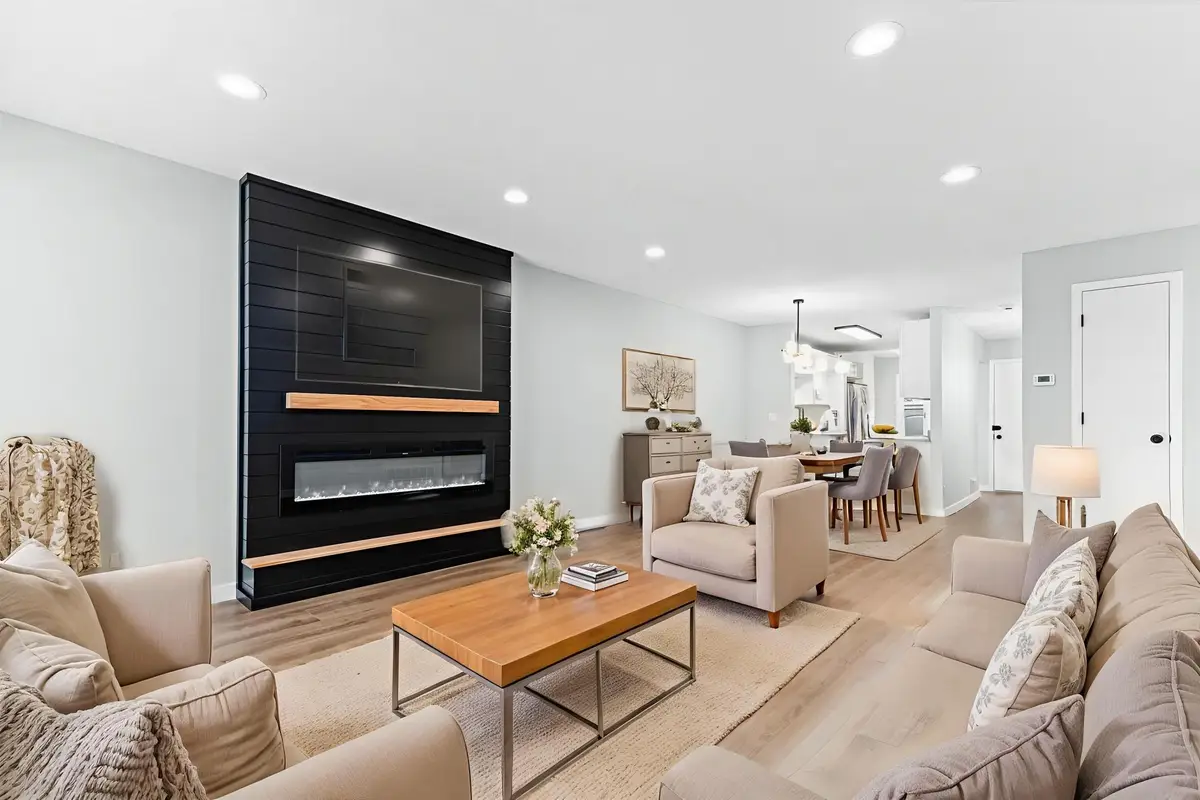 570 Woodhill Drive #60, Saint Paul, MN 55113 - Image #1