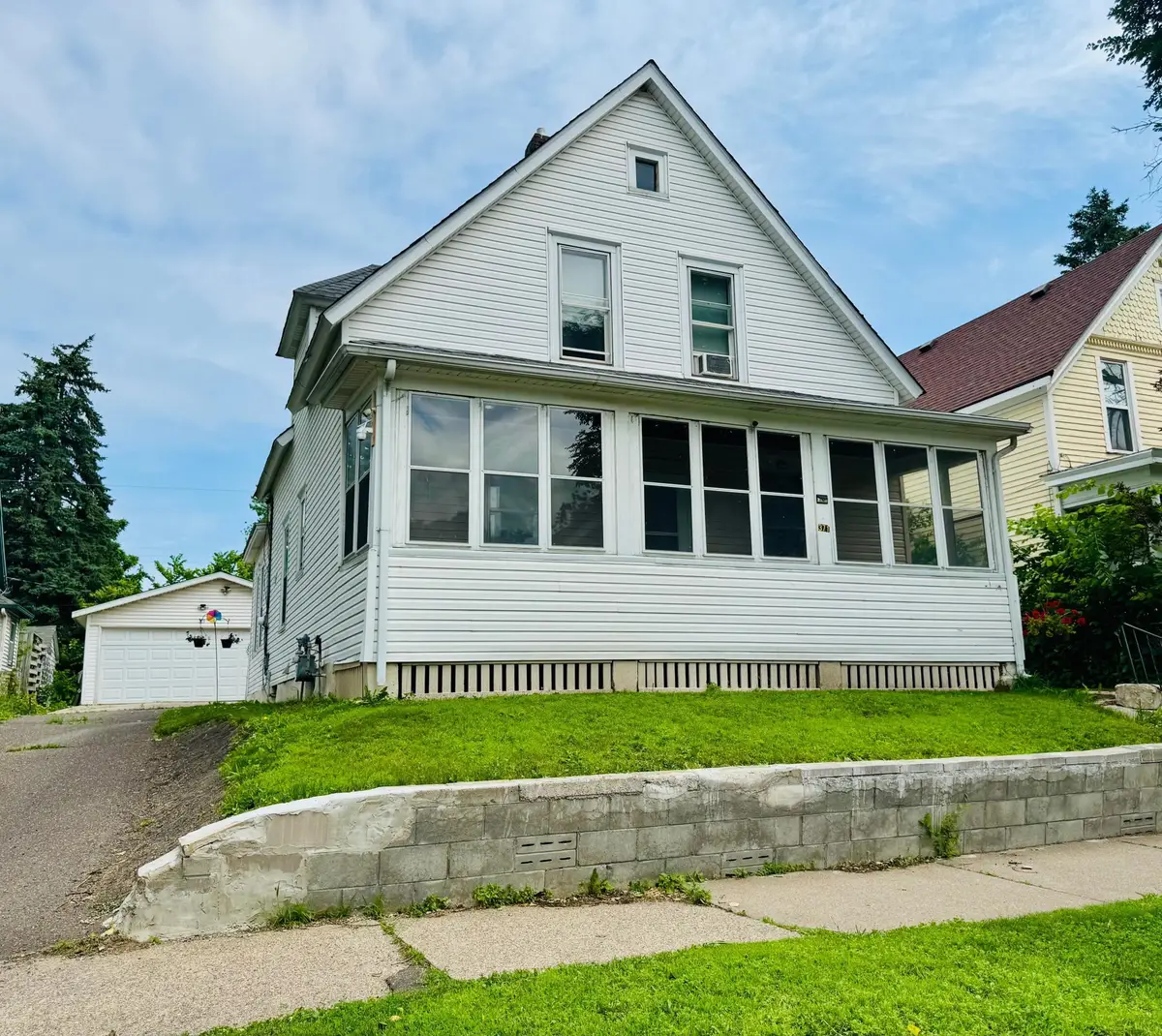 371 Sherburne Avenue, Saint Paul, MN 55103 - Image #1
