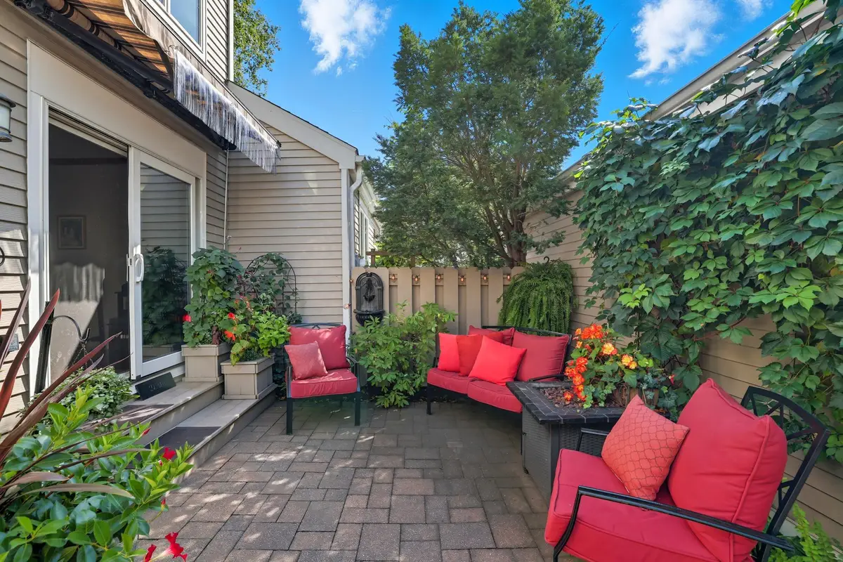 1115 Edgcumbe Road, Saint Paul, MN 55105 - #1