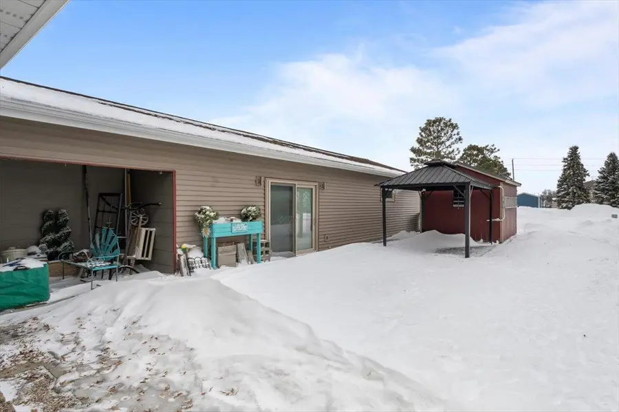 729 5th Street S, Wahpeton, ND 58075 - Image #2