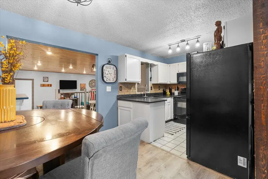 729 5th Street S, Wahpeton, ND 58075 - Image #3