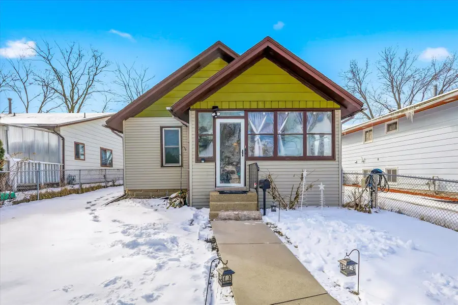 1108 45th Avenue Ne, Columbia Heights, MN 55421 - #3