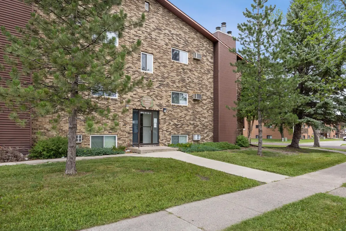 1129 22nd Street S #B09, Fargo, ND 58103 - Image #1
