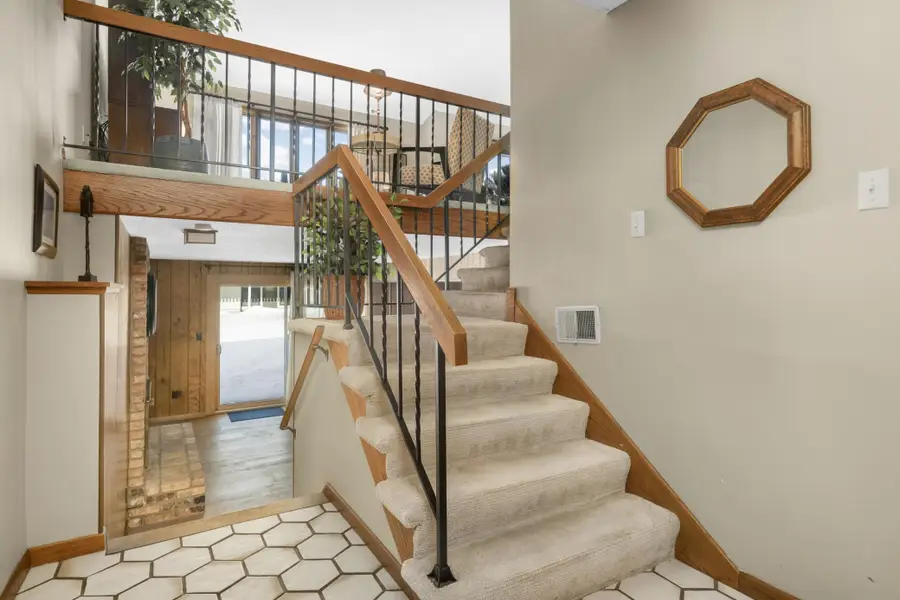 5339 Hyland Place, Minneapolis, MN 55437 - Image #2