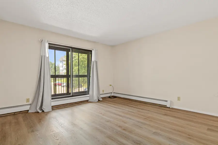 2670 Oxford Street N #230, Saint Paul, MN 55113 - Image #2