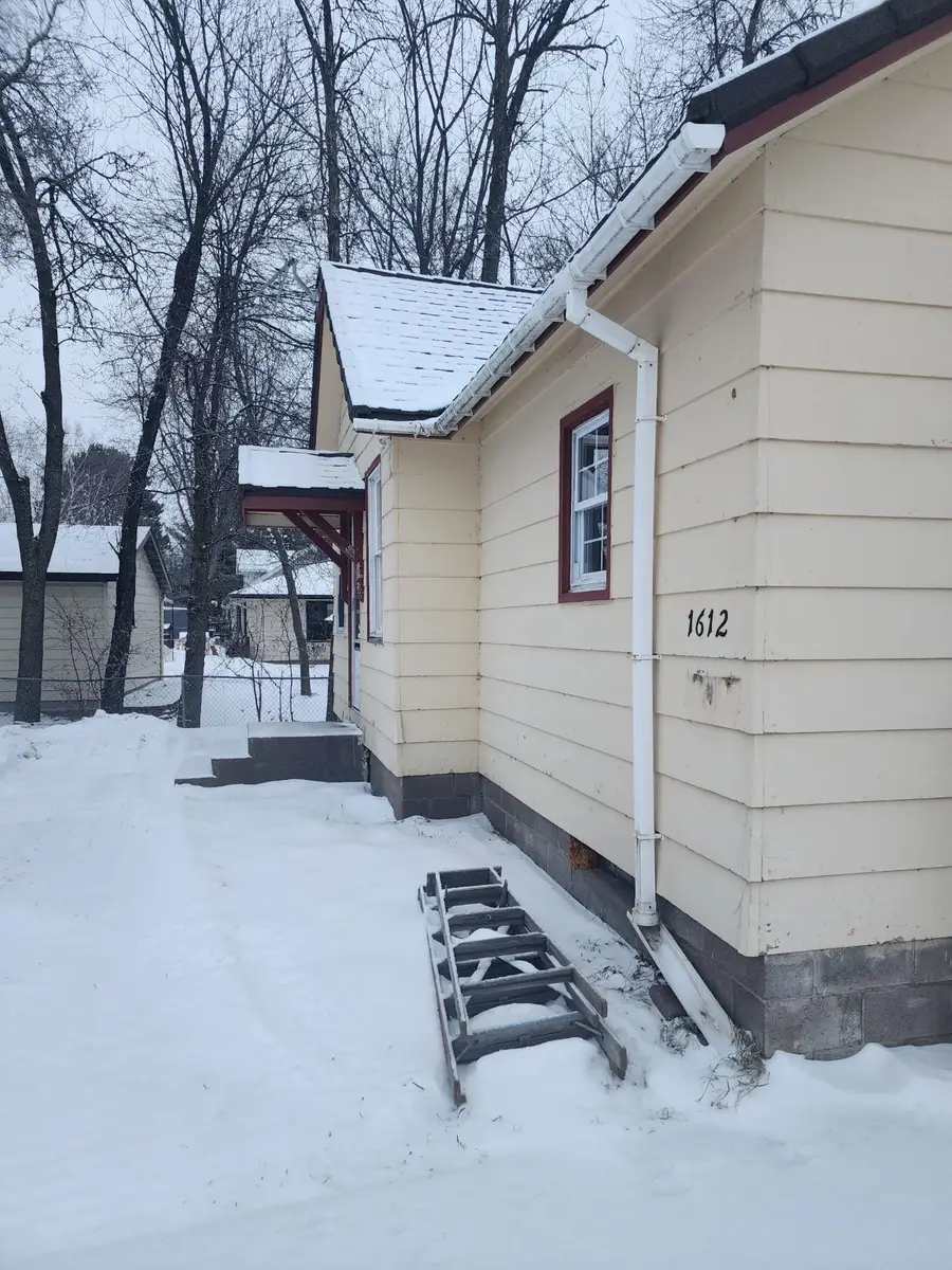 1612 Fairview Avenue, Cloquet, MN 55720 - #2