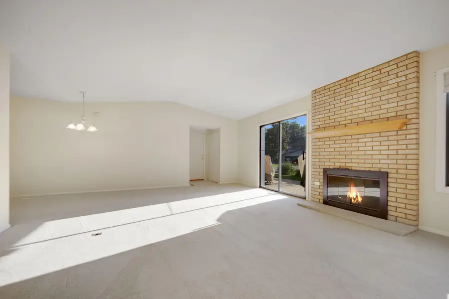 1224 Black Oaks Lane N, Plymouth, MN 55447 - Image #2