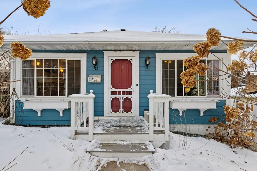 44 Grove Street, Mahtomedi, MN 55115 - #2