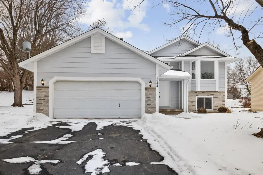 8064 Narcissus Street, Victoria, MN 55386 - Image #2