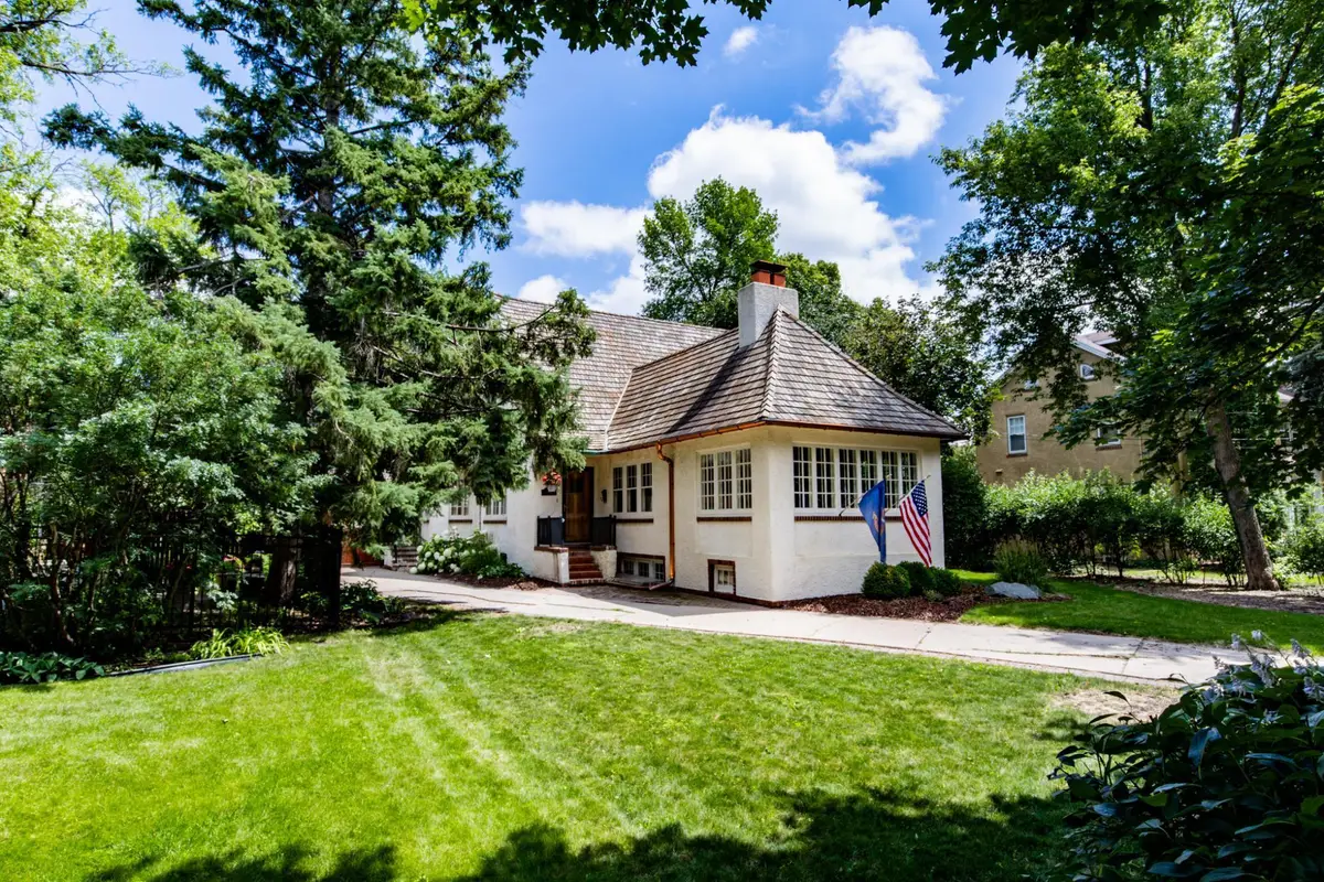 1125 5th Street N, Fargo, ND 58102 - #1