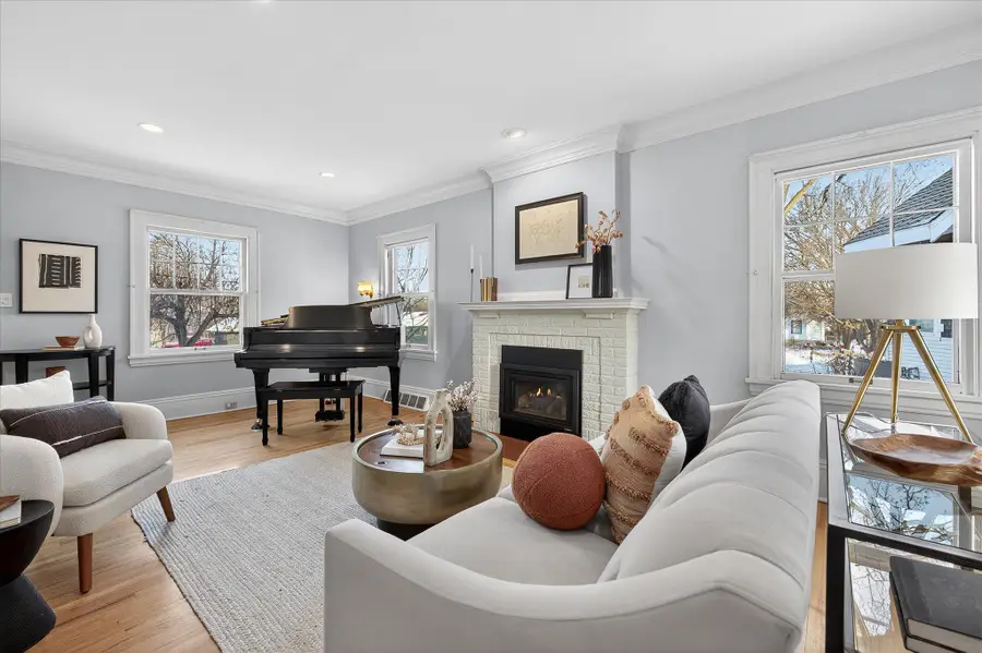 461 Cedar Lake Road S, Minneapolis, MN 55405 - Image #2