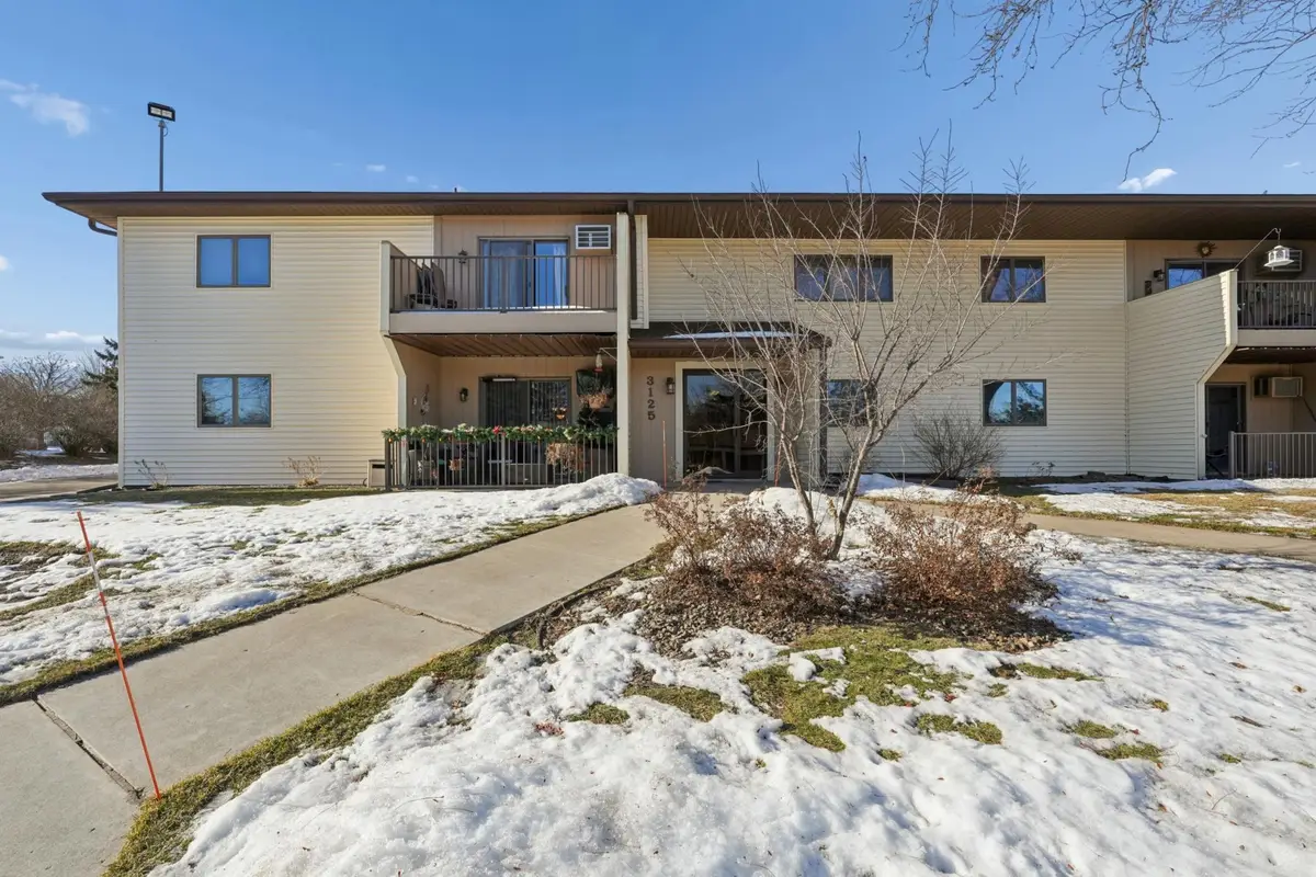 3125 Cory Lane #208, Hastings, MN 55033 - Image #1
