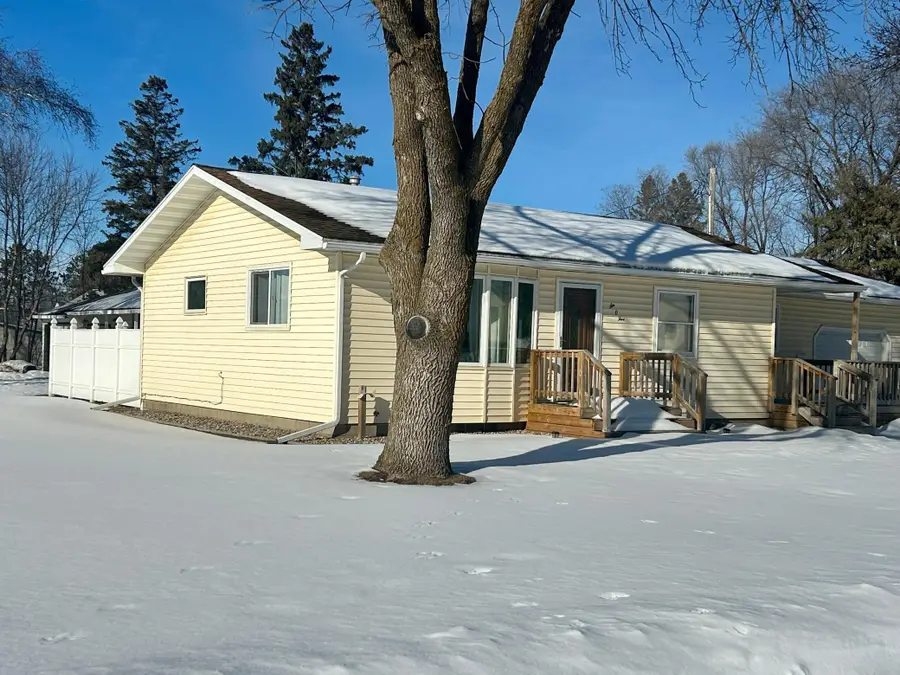 605 3rd Street Nw, Wadena, MN 56482 - Image #3