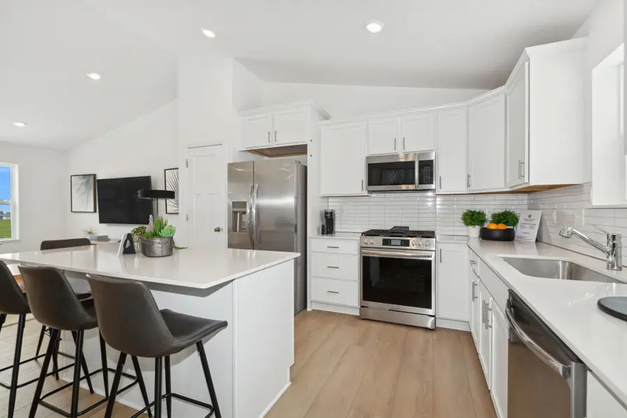 822 Erickson Lane, Buffalo, MN 55313 - Image #2