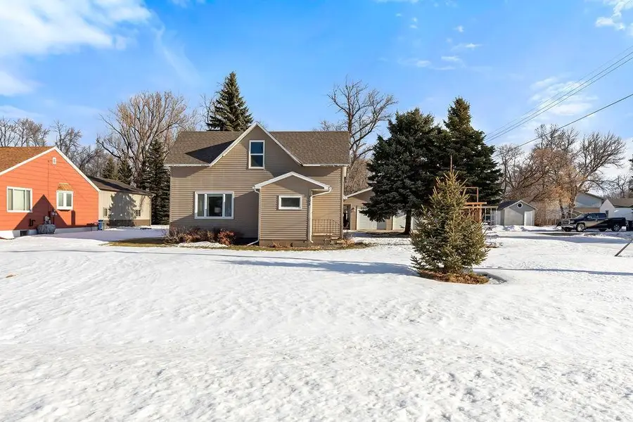203 Strand Avenue N, Buffalo, ND 58011 - Image #2