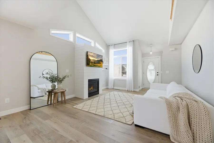 1672 Bedford Lane, Shakopee, MN 55379 - Image #3