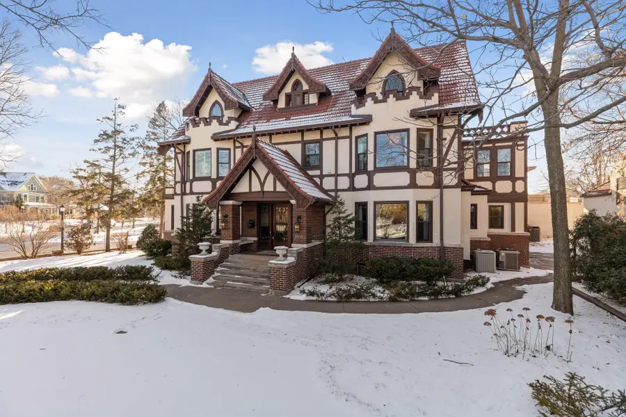 2504 Euclid Place, Minneapolis, MN 55405 - #3