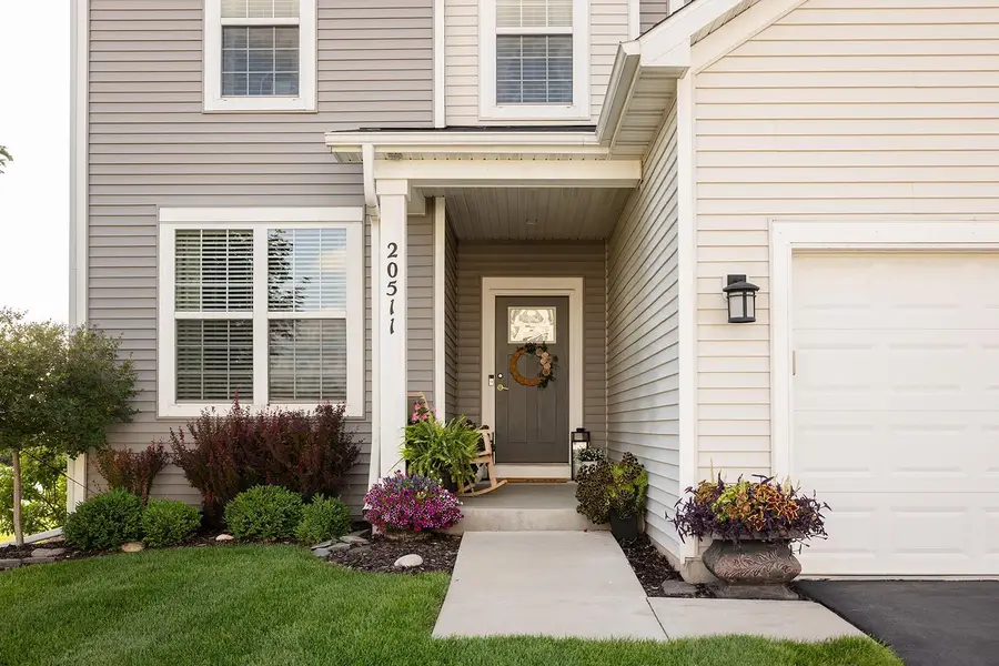 20511 Gunnison Drive, Lakeville, MN 55044 - #2