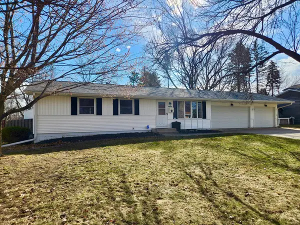 10933 Beard Avenue S, Minneapolis, MN 55431