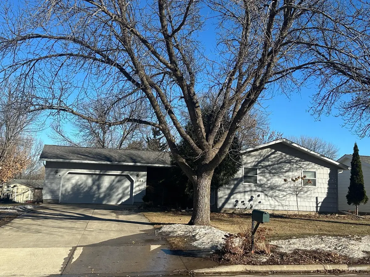 504 Kossuth Avenue, Marshall, MN 56258 - Image #1