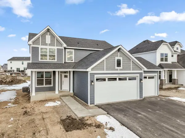 1921 Ironwood Drive, Carver, MN 55315